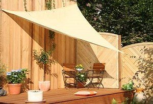Dreiecksonnensegel f&uuml;r die Terrasse