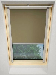 Lichtdurchlssige Dachfensterrollos