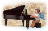 Engelsfiguren mit Instrumenten