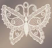 Schmetterling mit Ornamenten creme