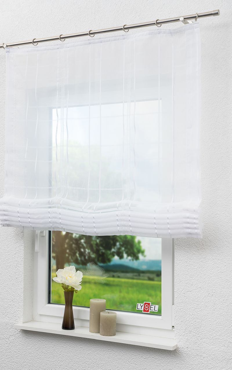 Raffrollo transparent: originelle Fenstermode aus zarten Stoffen