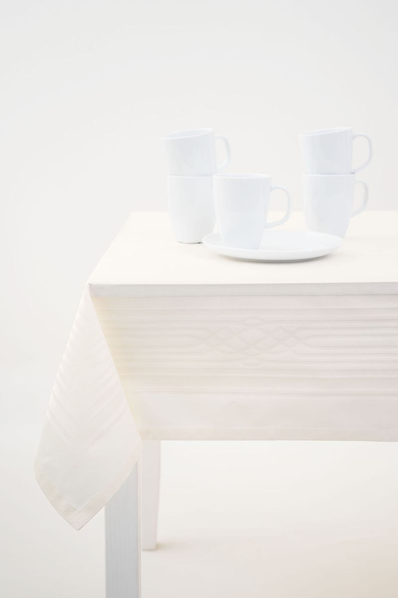 Damasttischdecke Lysel #2M Framelous