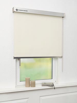 Verdunkelungsrollo Subtle 78.03 Fensteransicht