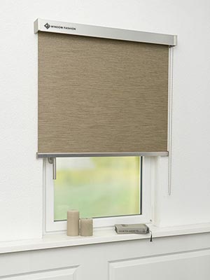 Verdunkelungsrollo Reticolo Dark 25.02 Fensteransicht