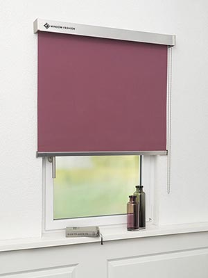 Verdunkelungsrollo Scerzo Dark 27.12 Fensteransicht